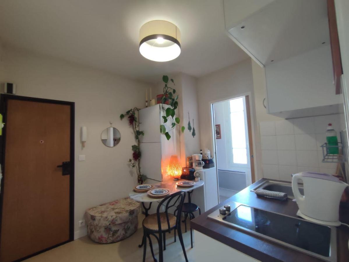 Appartement Authentic House Small, Bright And Calm Parijs