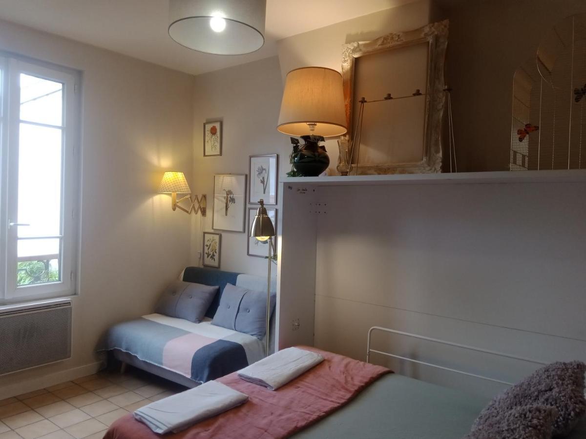 Appartement Authentic House Small, Bright And Calm Parijs
